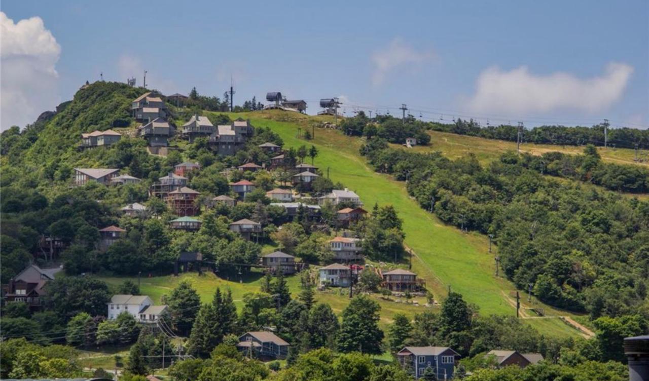 Adventure Awaits Aparthotel Beech Mountain Exteriör bild